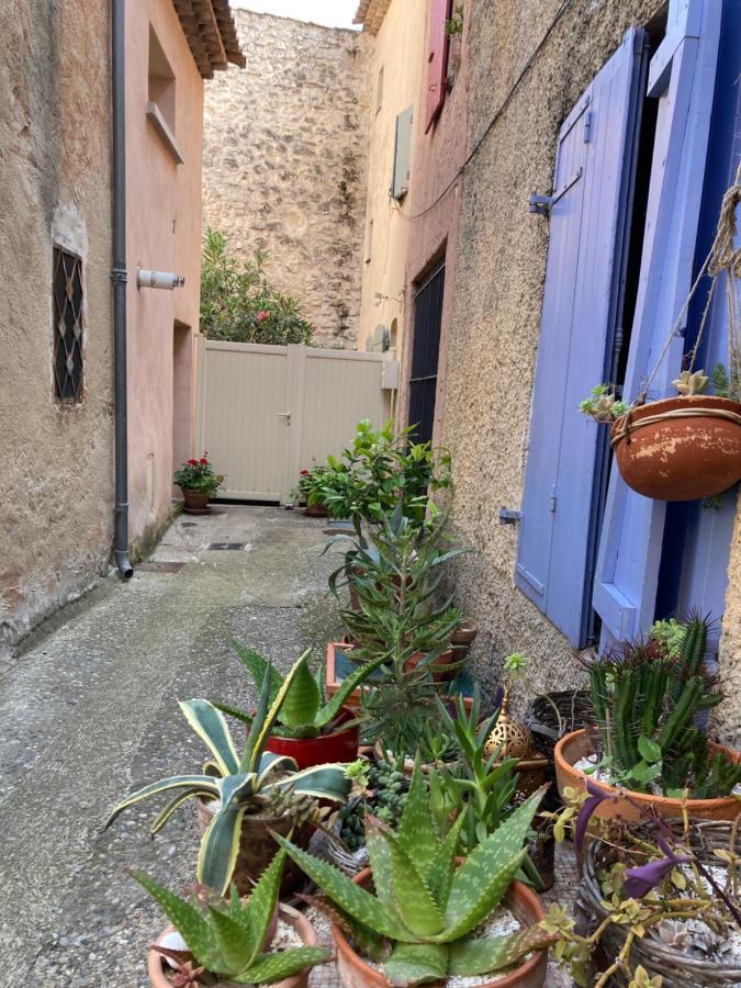 Maison De Village Avec Vue เออกีส์ ภายนอก รูปภาพ
